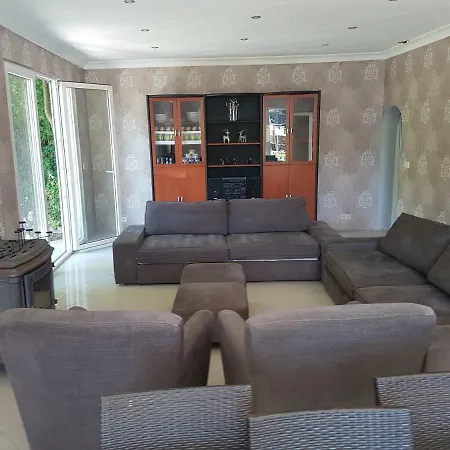 Mon Desir 1 Holiday home *